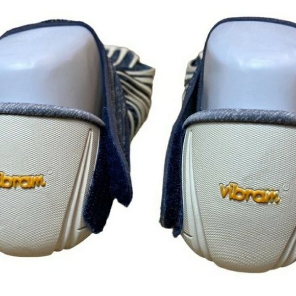Vibrams - Picture 2 of 3